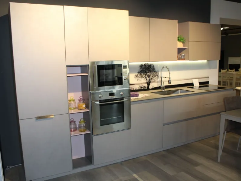 Cucina in laminato materico Euromobil a PREZZI OUTLET