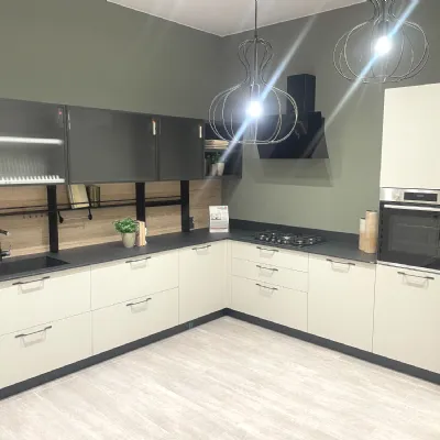 Cucina moderna ad angolo Sax Scavolini a prezzo ribassato