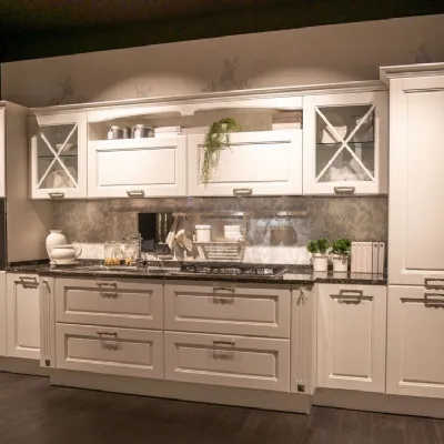Cucina bianca classica lineare Agnese Lube cucine a soli 9900