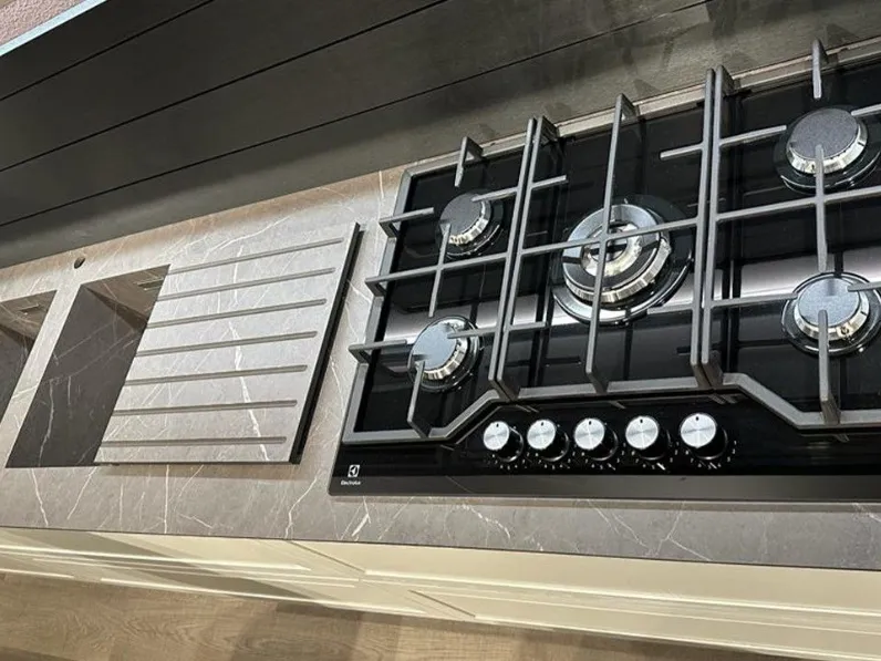 Cucina moderna lineare Incanto Mobilturi a prezzo ribassato