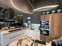 Cucina con penisola in polimerico opaco a prezzo scontato 49%