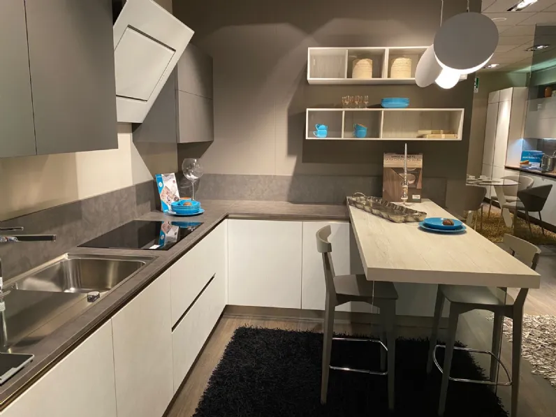 Cucina Kal plana moderna bianca con penisola Arredo3