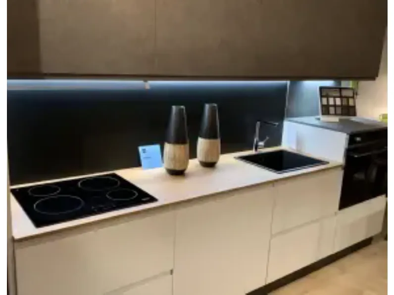 Cucina grigia moderna lineare Stosa Karma a soli 5590 Euro