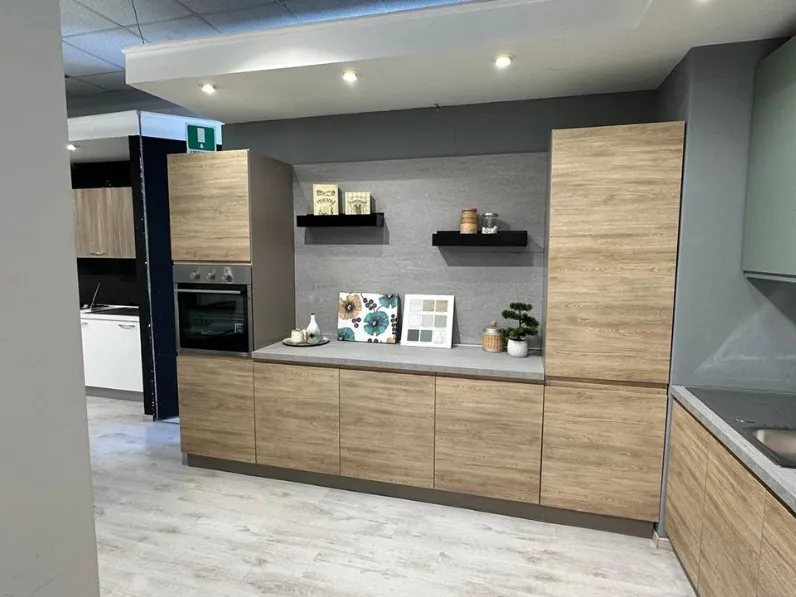 Cucina a prezzo ribassato lineare moderna Kelly  Net cucine