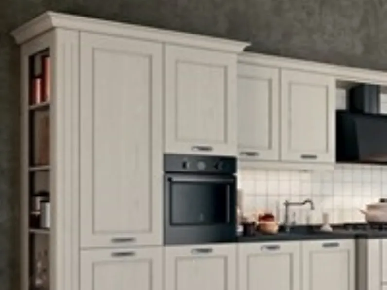 Cucina lineare in legno bianca Asolo a prezzo ribassato