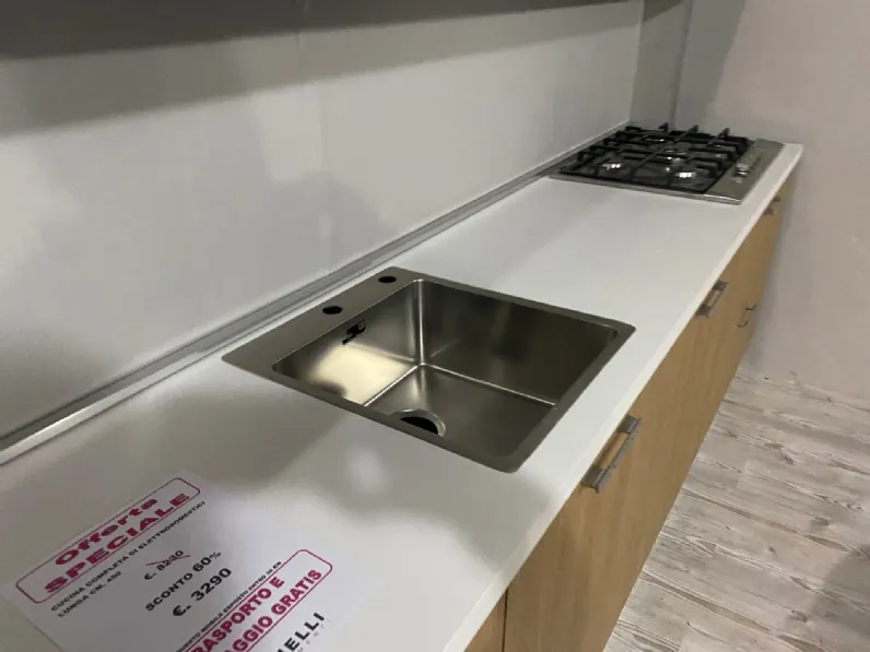 Cucina lineare Astro Essebi cucine con uno sconto vantaggioso