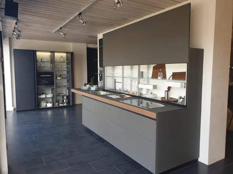 Cucina lineare design grigia Valcucine Genius loci a soli 34400 Euro