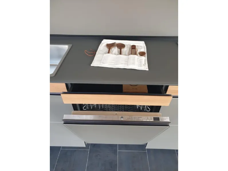 Cucina lineare design grigia Valcucine Genius loci a soli 34400 Euro