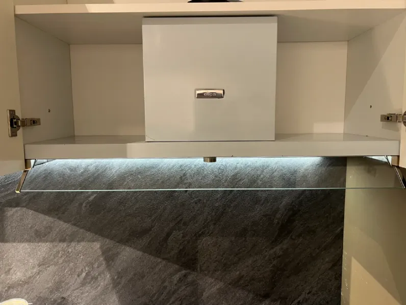 Cucina lineare moderna bianca Mobilturi Pop a soli 5400 Euro