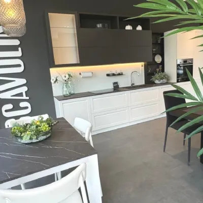 Cucina bianca moderna lineare Carattere Scavolini a soli 12000 Euro