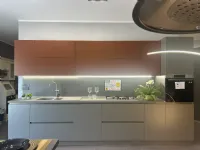 Cucina Cucina lumina  design grigia Scavolini lineare scontata 60%