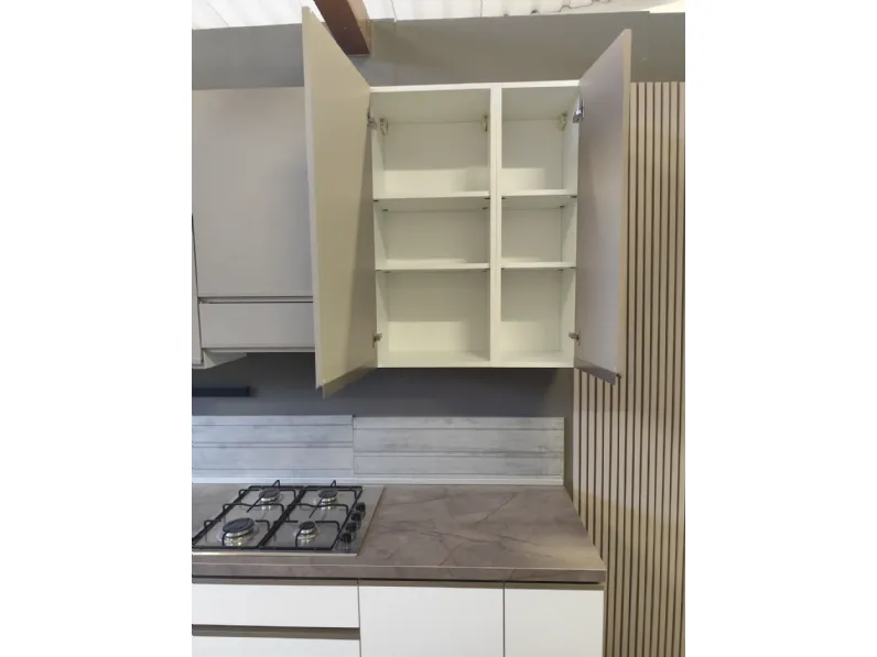 Cucina lineare in laminato materico a prezzo scontato 52%