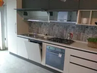 Cucina lineare in laminato opaco a prezzo ribassato 42%
