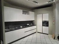 Cucina lineare in laminato opaco a prezzo ribassato 45%