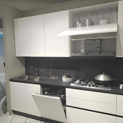 Cucina moderna lineare Cucina astro Essebi a prezzo scontato