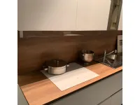 Cucina lineare in laminato opaco bianca Mariani a prezzo ribassato