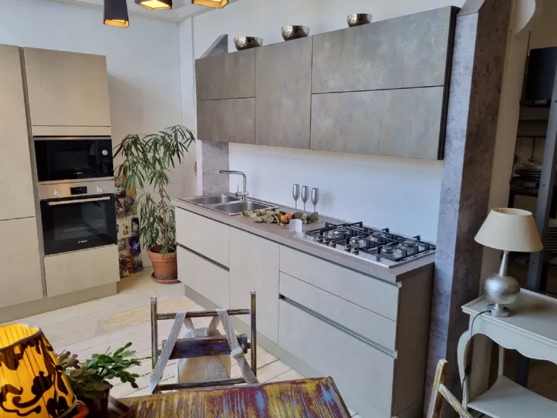 Cucina lineare in laminato opaco grigio Malta a prezzo scontato
