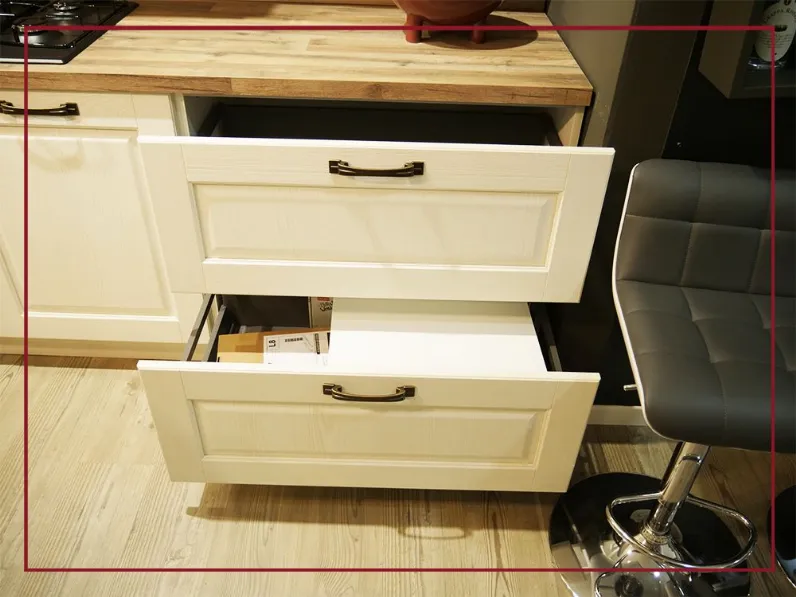 Cucina in legno Arredo3 a PREZZI OUTLET -35%