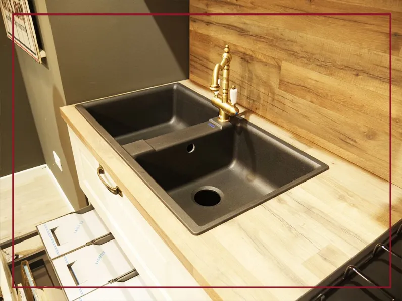 Cucina in legno Arredo3 a PREZZI OUTLET -35%