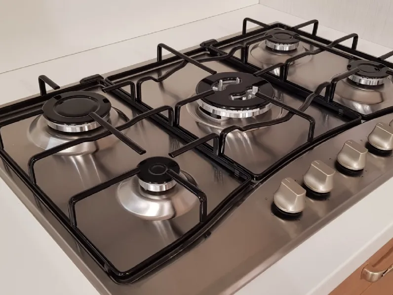 Cucina lineare in legno rovere chiaro Bolgheri a prezzo ribassato