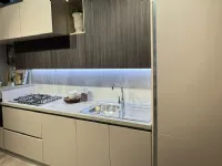 Cucina lineare in melaminico magnolia Sandy a prezzo ribassato