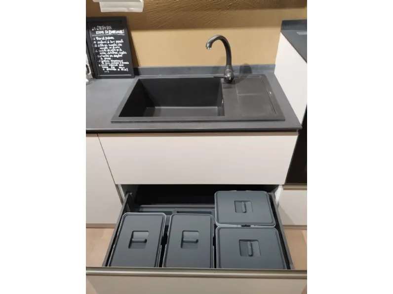 Cucina altri colori moderna lineare Cucina maia Evo cucine a soli 6850 Euro