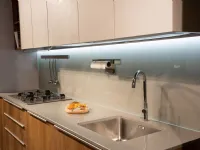 Cucina Stosa moderna lineare rovere chiaro in laminato materico Infinity