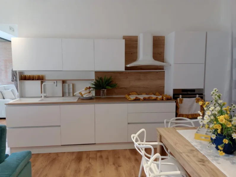 Cucina moderna lineare Nordica Imab a prezzo ribassato