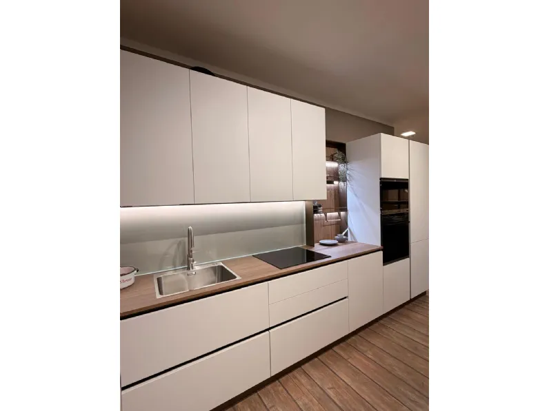 Cucina Stosa moderna lineare bianca in laminato opaco Cucina lineare total white