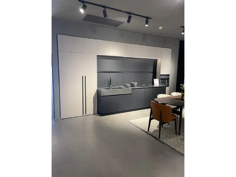 Cucina lineare in vetro grigia Cv 652 cucina k2 glass arredo3 a prezzo ribassato