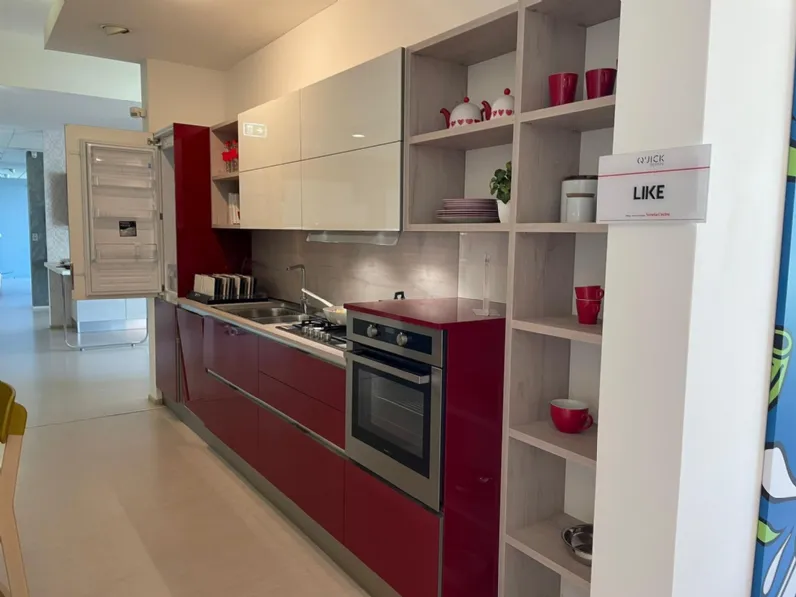 Cucina rossa moderna lineare Veneta cucine Like go a soli 4857