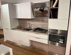 Cucina bianca moderna lineare Oriente Arrex-2 a soli 3200€