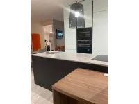 Cucina lineare in vetro a prezzo ribassato 56%