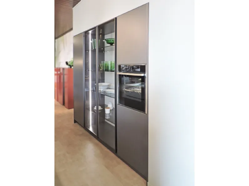 Cucina tortora moderna con isola Valdesign Logica 2.2 soho a soli 12006 Euro