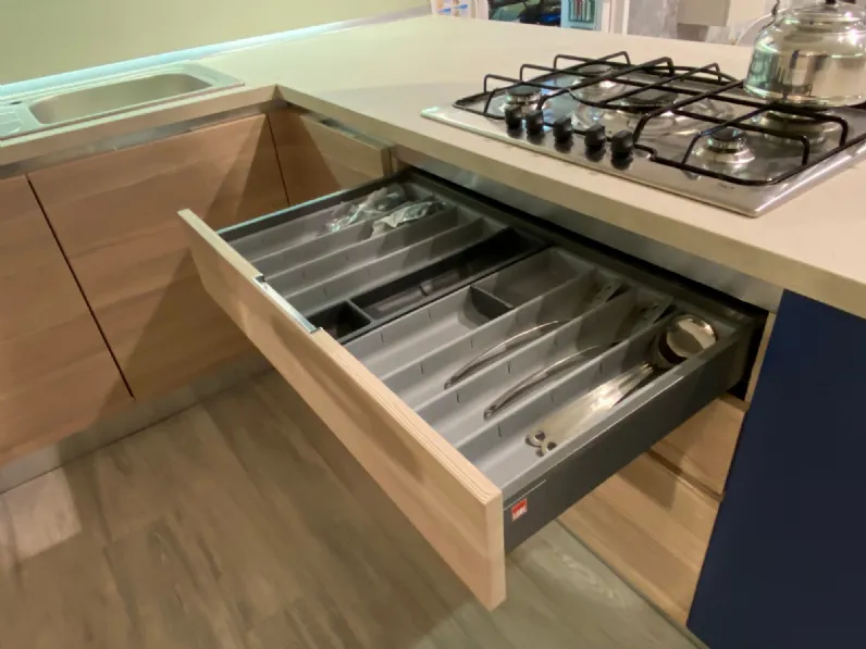 Cucina Lube cucine con penisola Essenza SCONTATA 55%