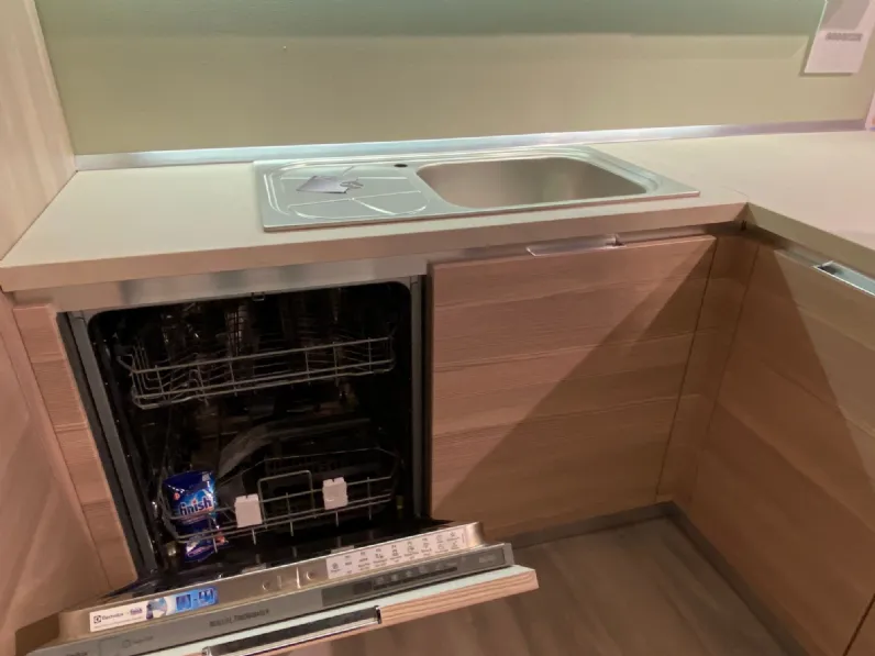 Cucina Lube cucine con penisola Essenza SCONTATA 55%