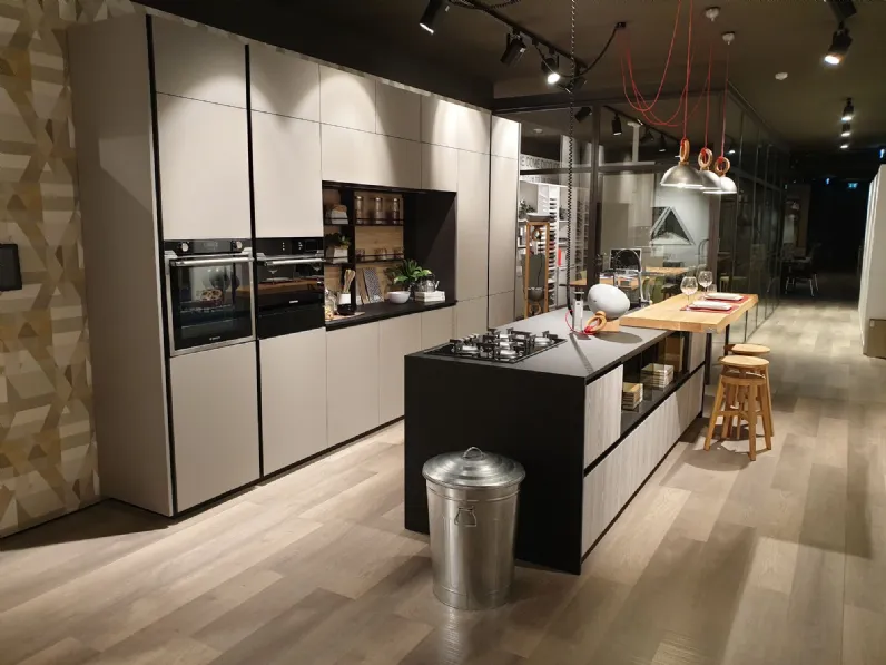 Cucina Lube cucine moderna ad isola grigio in laminato materico Immagina lux