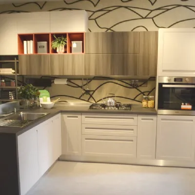 Cucina con penisola in polimerico a prezzo scontato 66%