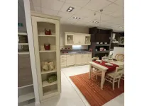 Cucina ad angolo in legno magnolia Madeleine a prezzo ribassato