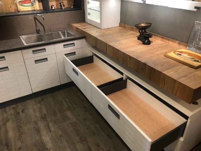 Cucina in legno Marchi cucine a PREZZI OUTLET -50%