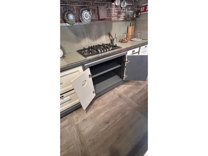 Cucina ad angolo in legno a prezzo scontato 50%
