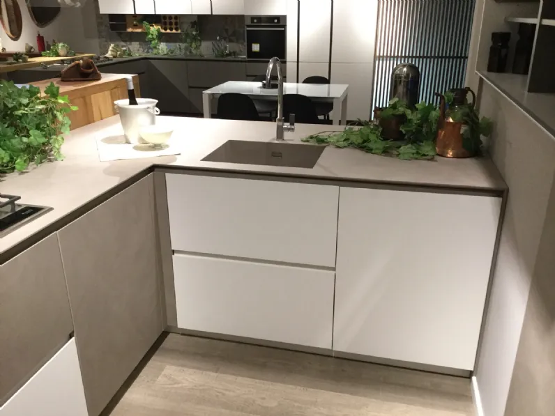 Cucina Monoliti design tortora Meson's cucine ad angolo scontata 55%