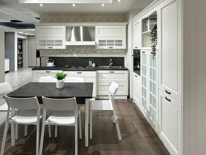 Cucina a prezzo scontato lineare classica Aisha Mobilturi
