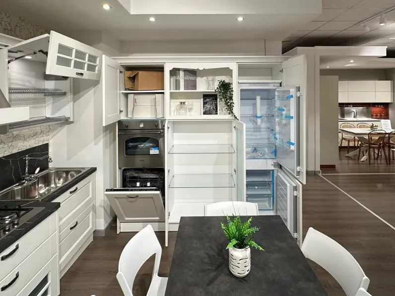 Cucina a prezzo scontato lineare classica Aisha Mobilturi