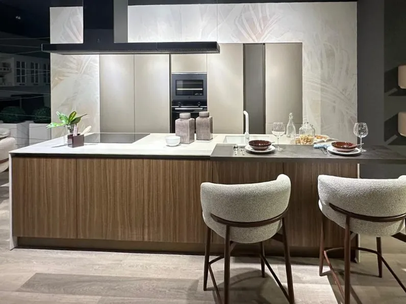 Cucina noce moderna con isola Nevada Mobilturi a soli 16400 Euro