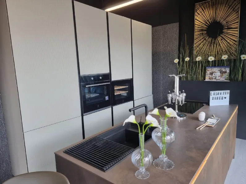 Cucina design con isola Stratos top Mobilturi a prezzo scontato