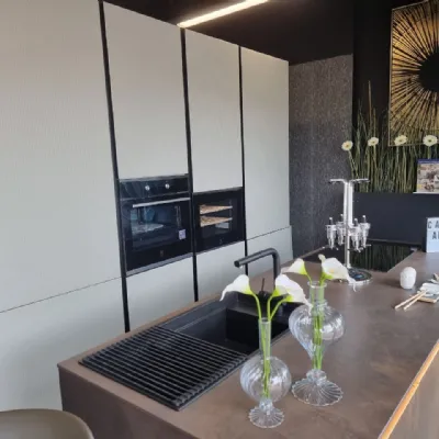Cucina design con isola Stratos top Mobilturi a prezzo scontato