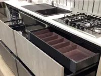 Cucina lineare in melaminico grigia Zen a prezzo ribassato