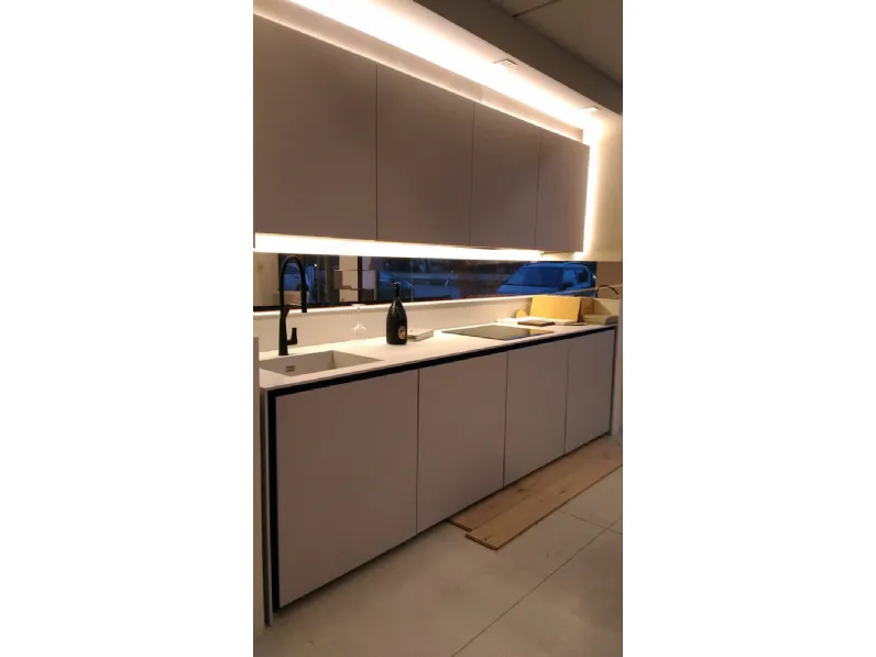 Cucina grigia design lineare Axis 012 Zampieri cucine in offerta