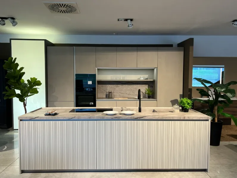 Cucina Bluna con isola Birex con uno sconto imperdibile
